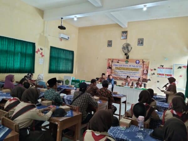 10 Calon Pramuka Garuda MTsN 3 Purbalingga Jalani Penilaian Kwarran Bukateja