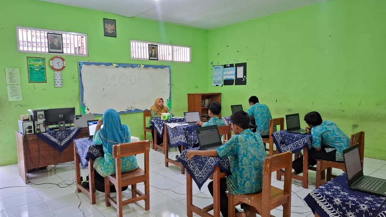 Peserta OSN MTs Negeri 3 Purbalingga Ikuti Kompetisi dengan Semangat dan Percaya Diri