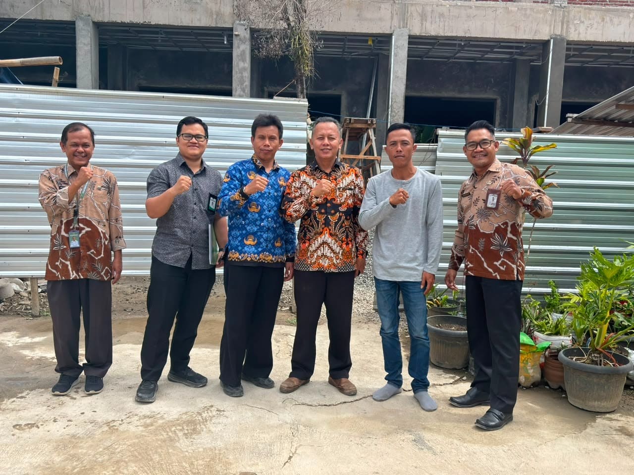 Percepat Kualitas Sarpras, Tim Kanwil Kemenag Jateng Tinjau Progres PHTC di MTsN 3 Purbalingga